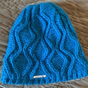 Salomon crochet beanie